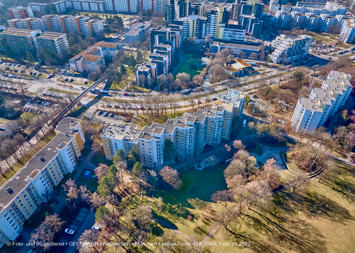 15.02.2023 - Marx-Zentrum und Wohnanlage Karl-Marx-Ring in Neuperlach